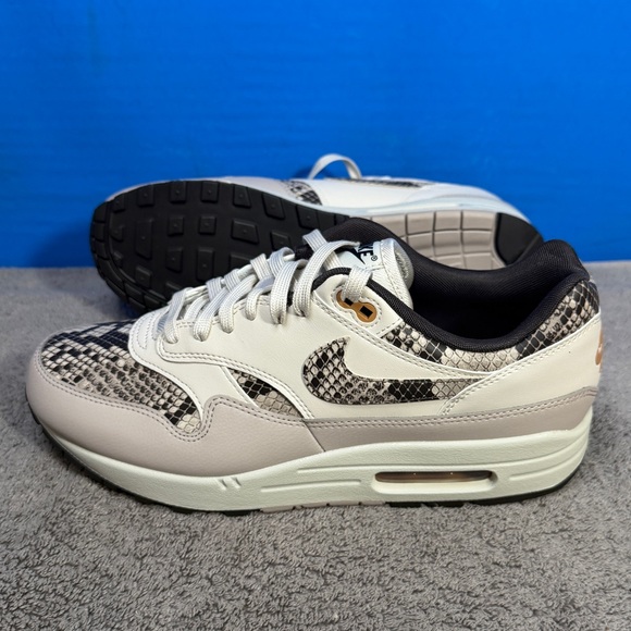 Nike air max 1
Womems
'Ore wood snake'
Nwot - Picture 2 of 11